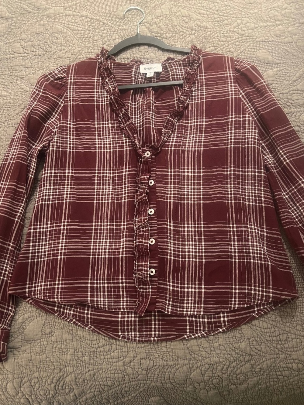 Evereve M Button down Plaid Ruffle Shirt with Cuffs in Maroon Cotton Cottagecore